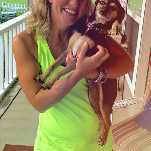 🙋‍♀️ WELCOME! 🛍️ Please save my closet. - Picture 5 of 6